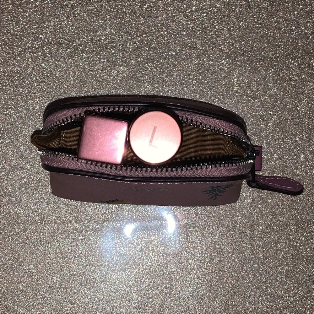 Coach Lipstick 💄 Holder (Pink with Floral Print) - Picture 4 of 15